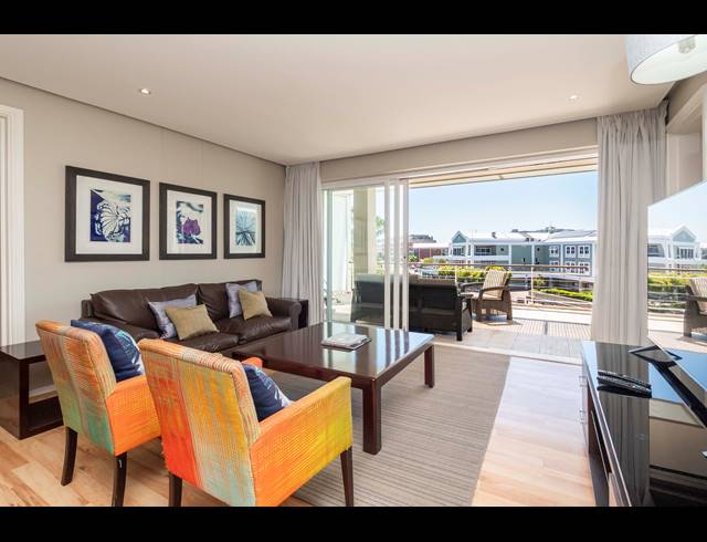 2 BEDROOM APARTMENT FOR SALE IN WATERFRONT